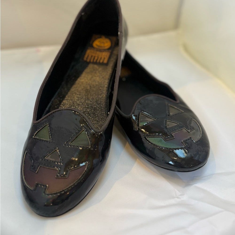 Strange Cvlt Jack O'Lantern Black/Reflective Lydia Flats Size 10